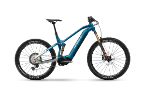 Niebieski rower elektryczny Haibike AllMtn 10 z pełnym zawieszeniem, gotowy na górskie wyzwania.