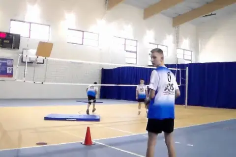 Jak poprawić wyskok w siatkówce? Skacz wyżej dzięki temu poradnikowi!